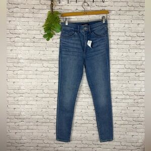 NWT Express Light Wash Stretch Skinny High Rise
